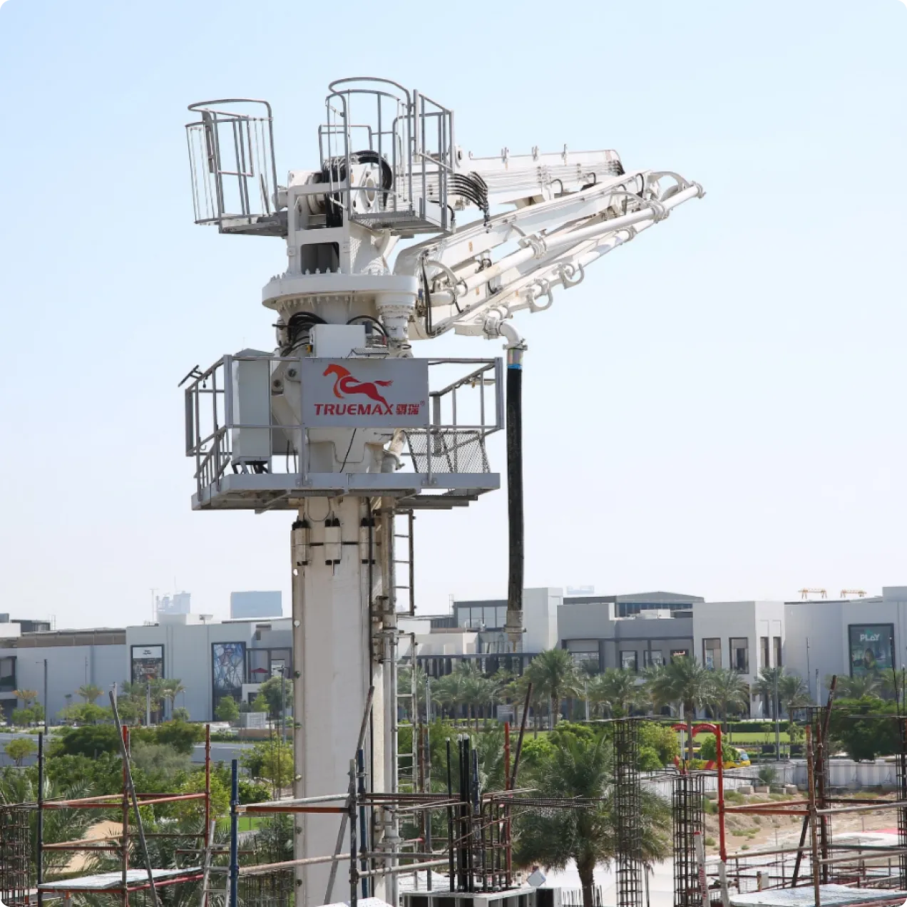PB35A-4R-E Column-Climbing Concrete Placing Boom — 35.6 m