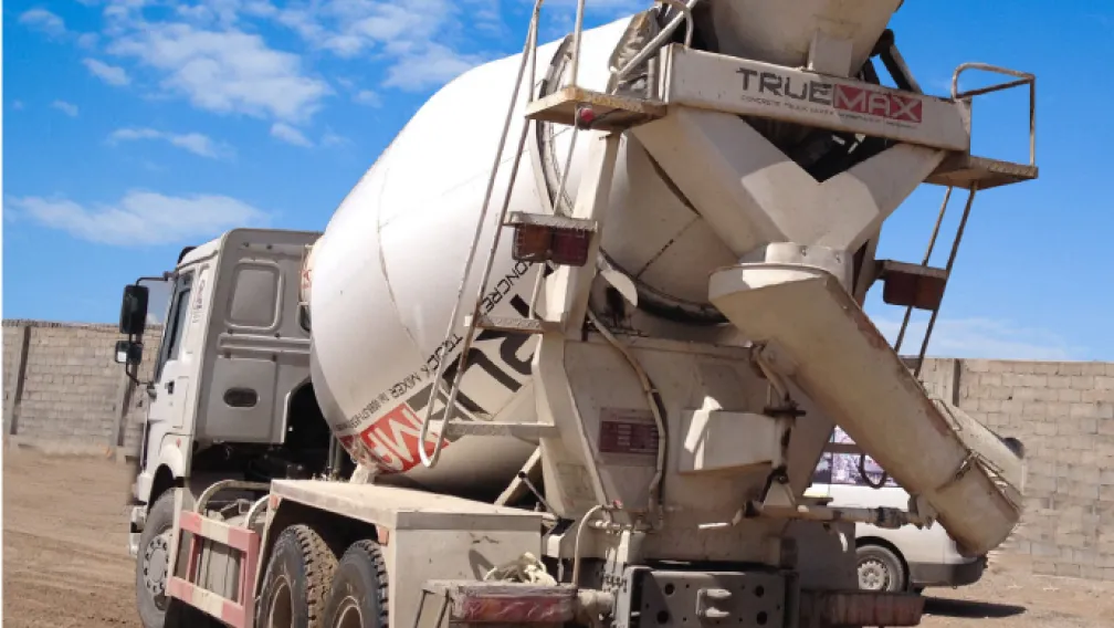 Shotcrete and Sprayed Concrete Guide: Wet-Mix Equipment, Accelerator Dosing, and Tunnel Lining